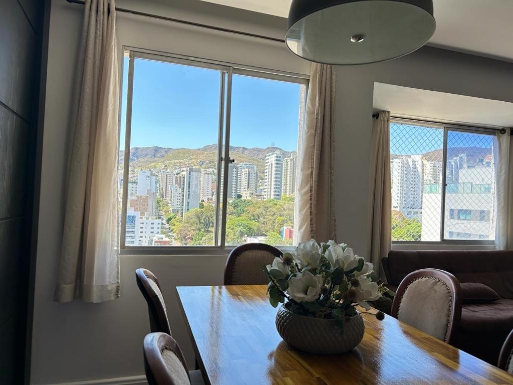Em 2 Apartment