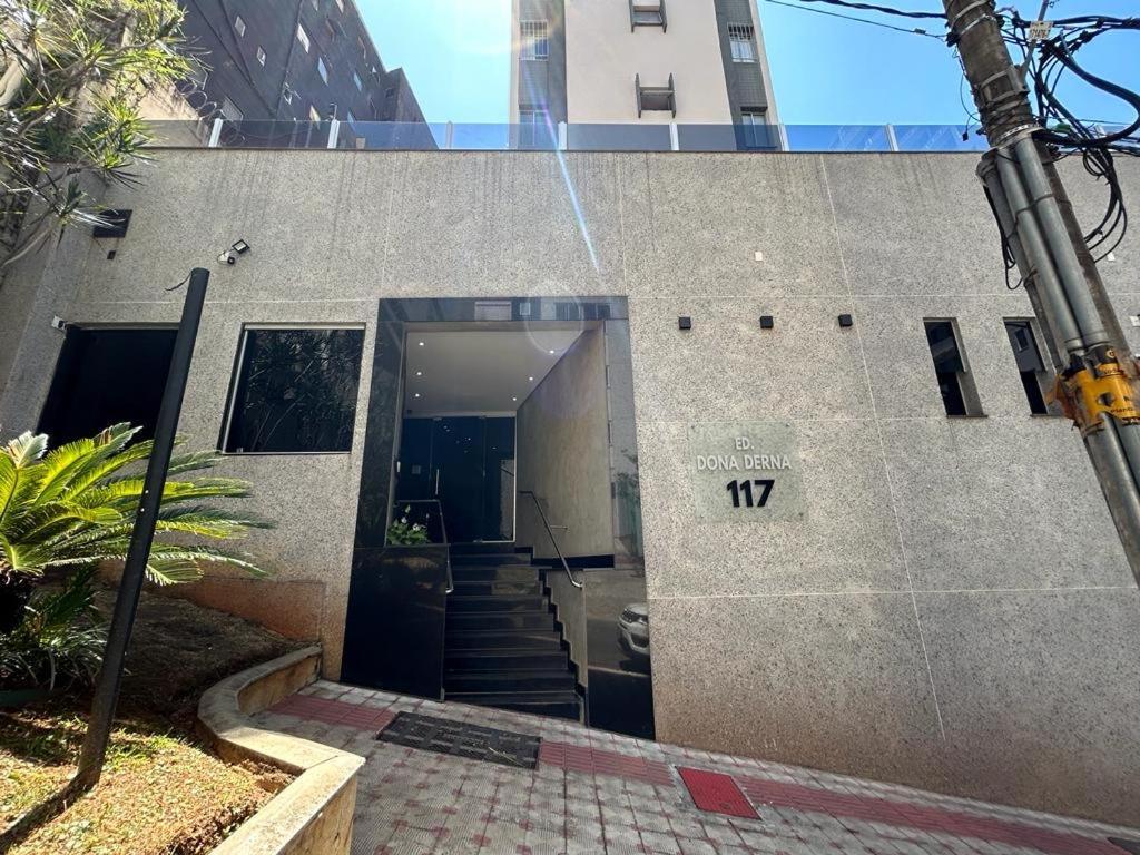 Em 2 Apartment